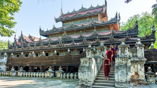 18 Days Highlights of Laos Myanmar Tour with Beach Relaxing